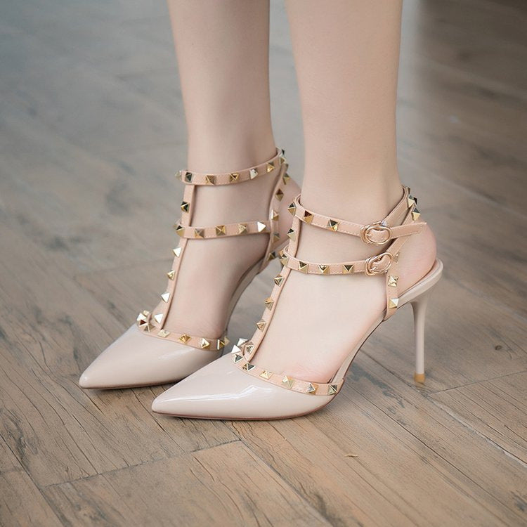 Damen Spitzen T-Strap Stiletto-Sandalette mit Pyramidnieten und verstellbarem Knöchelriemen Shop Nory