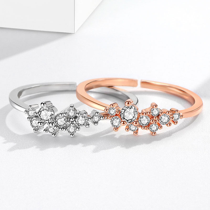 Damen stilvoller Ring mit funkelnden Kristallakzenten Shop Nory