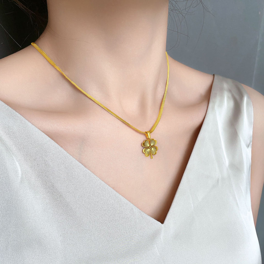 Damen elegantes Halskette mit glücksbringendem Kleeblatt-Anhänger Shop Nory
