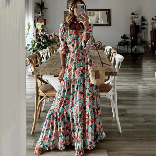 Damen Maxikleid mit Blumenprint, V‑Ausschnitt, Stufenvolant und Tunnelzugtaillen Shop Nory