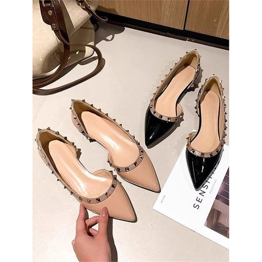 Damen Spitz zulaufende Lackballerinas mit Nietenrand und ergonomischem Komfortfußbett Shop Nory