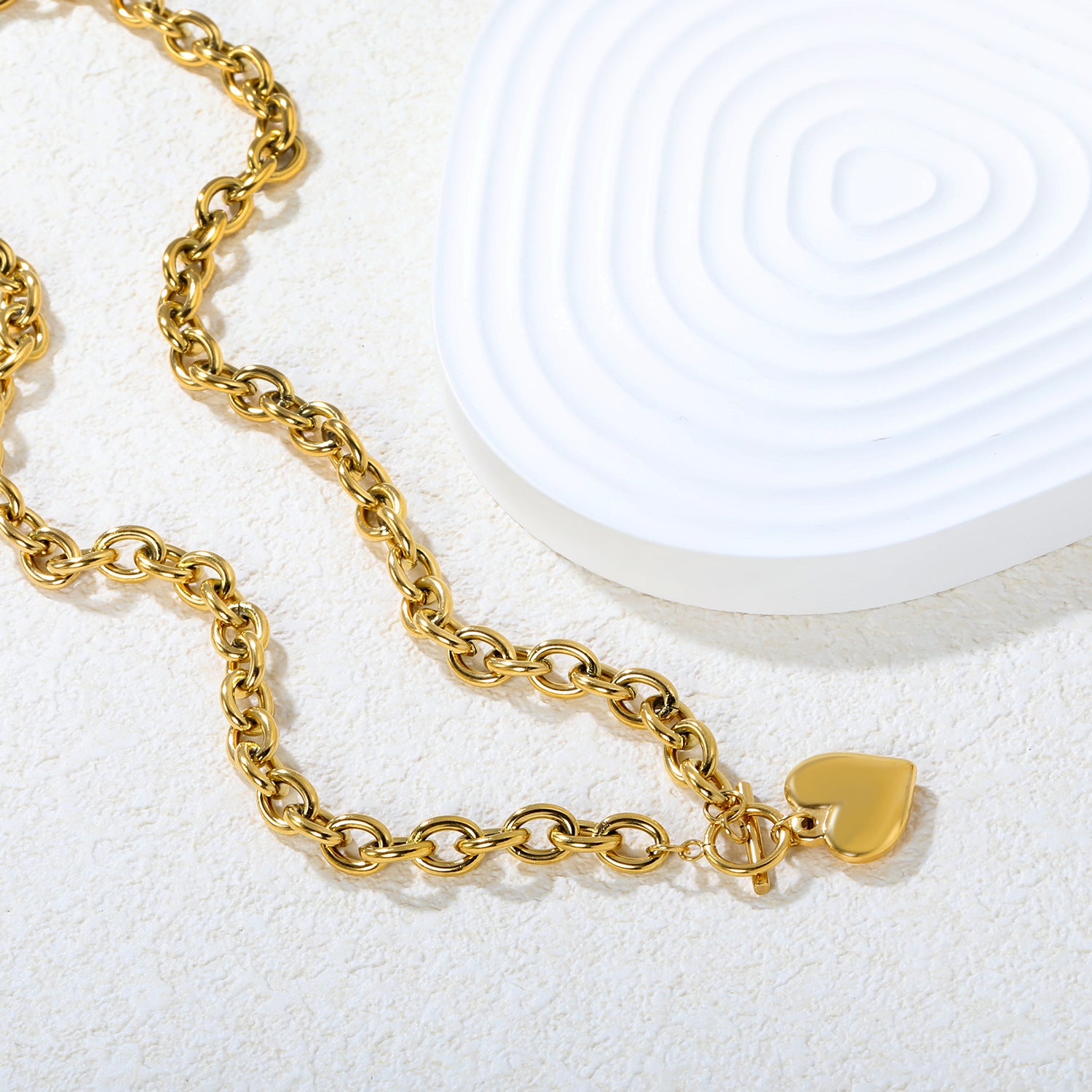 Damen Halskette mit Herz-Anhänger und elegantem Gliederdesign Shop Nory