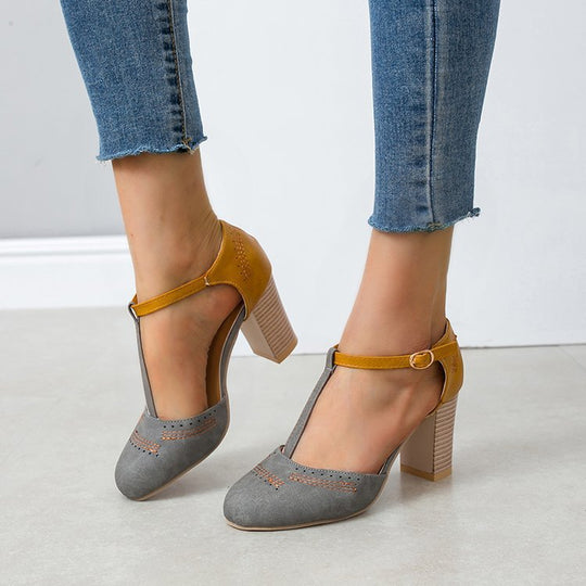 Damen T‑Strap Pumps mit mittelhohem Blockabsatz und dekorativer Ziernaht Shop Nory
