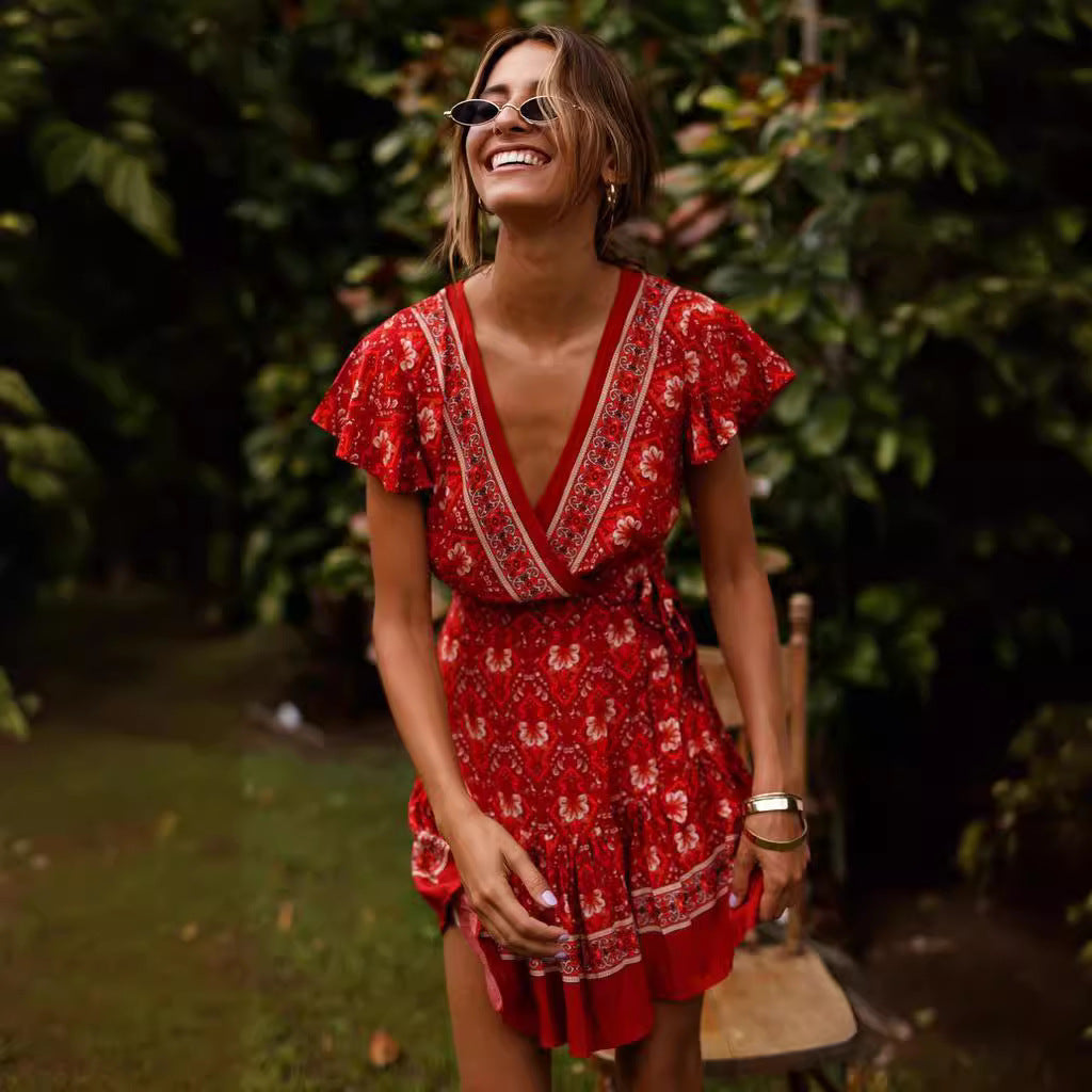 Damen Wickelkleid mit floralem Design und Rüschendetails
