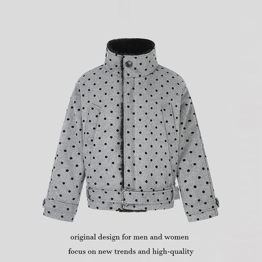 Damen Kurz geschnittene gesteppte Jacke mit Stehkragen und Taillenriemen Shop Nory