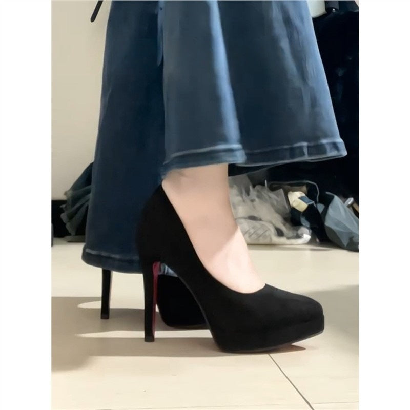 Damen Stiletto Pumps mit elegantem Zierdesign