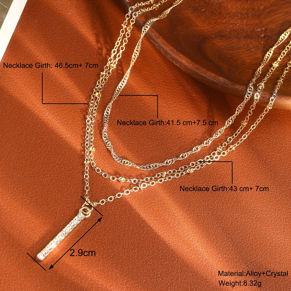 Damen mehrlagige Kette mit funkelndem Anhänger und filigranen Details Shop Nory
