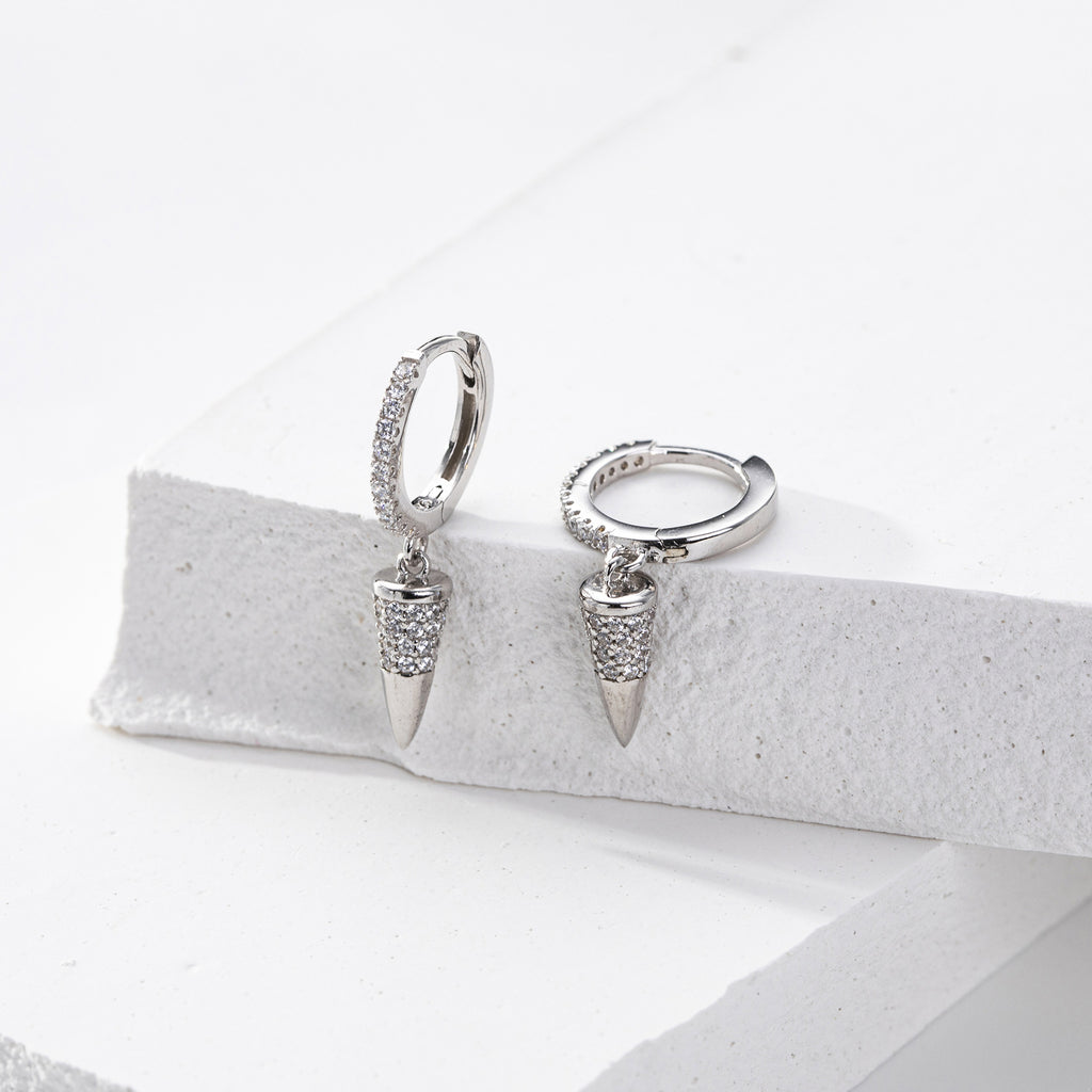 Damen Ohrhänger mit funkelndem Kegelanhänger aus 925 Sterling Silber Shop Nory