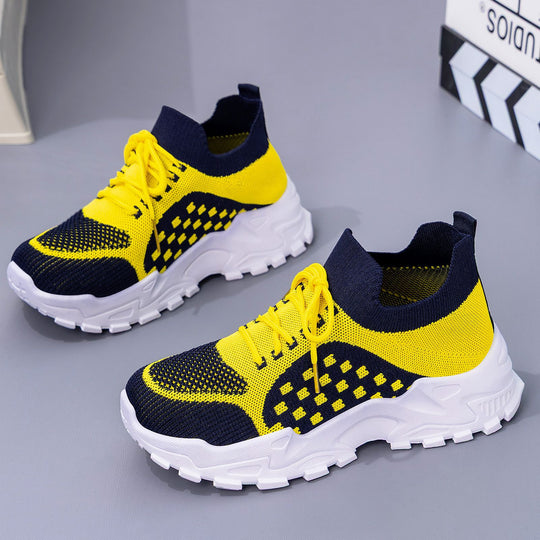 Damen nan leichter Strick-Chunky-Sneaker mit sockenähnlichem Schaft, gepolsterter Fersenstütze und griffiger Trail-Laufsohle Shop Nory