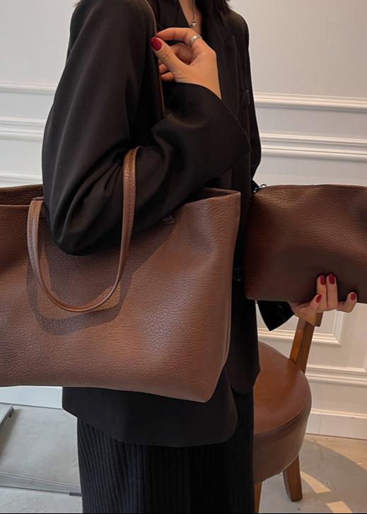 Geräumige Damen Schultertasche Aus Weichem Leder