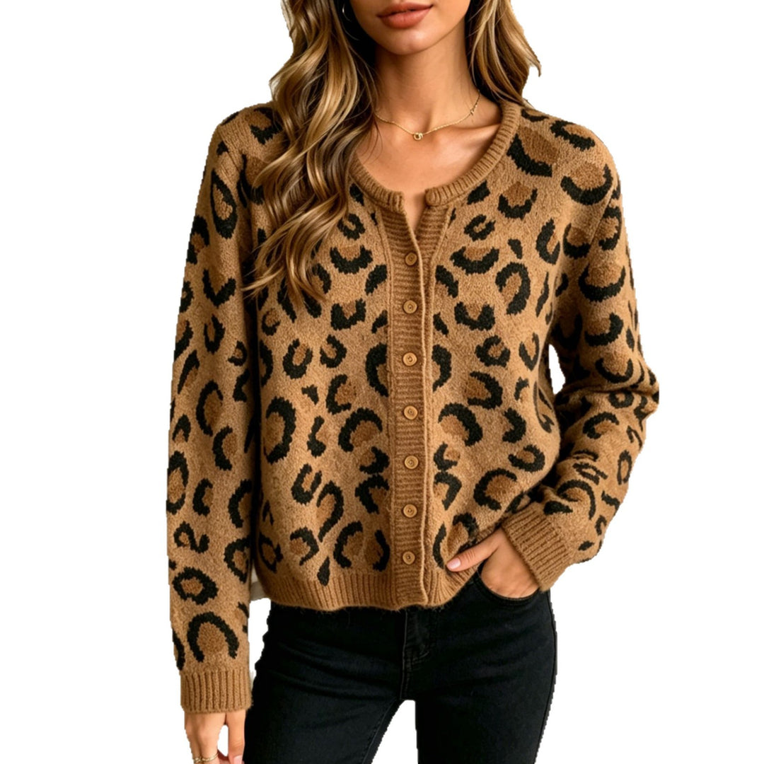 Damen Kurzcardigan im Leo-Jacquard mit geripptem Saum und Rundhalsausschnitt Shop Nory