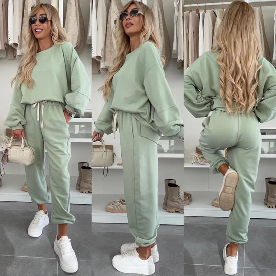 Damen Oversized Loungewear-Set aus weich angerautem Sweat mit Kordelzug-Jogginghose und relaxed Pullover Shop Nory