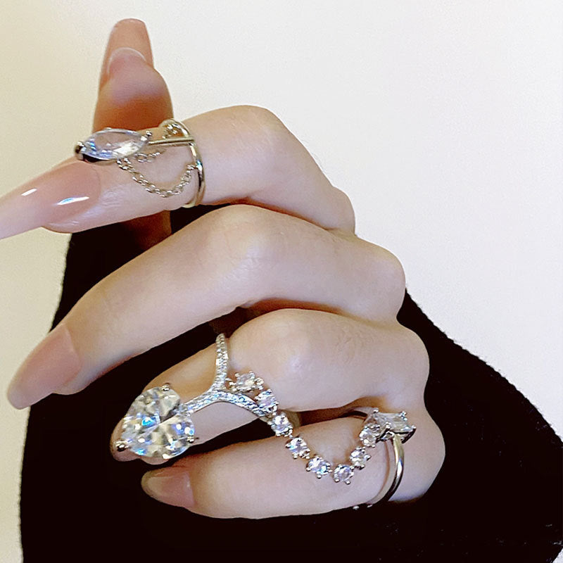 Damen eleganter und funkelnder Ring mit marquiseförmigem Kristall Shop Nory