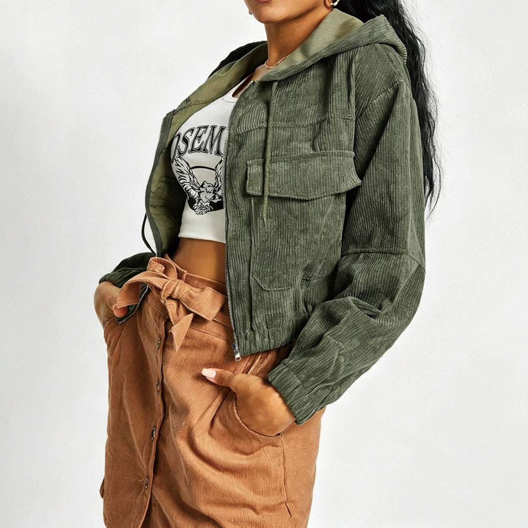 Damen Kurzjacke aus Cord mit Kapuze, Reißverschluss und aufgesetzten Brusttaschen Shop Nory