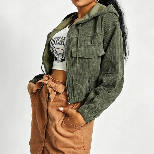 Damen Kurzjacke aus Cord mit Kapuze, Reißverschluss und aufgesetzten Brusttaschen Shop Nory