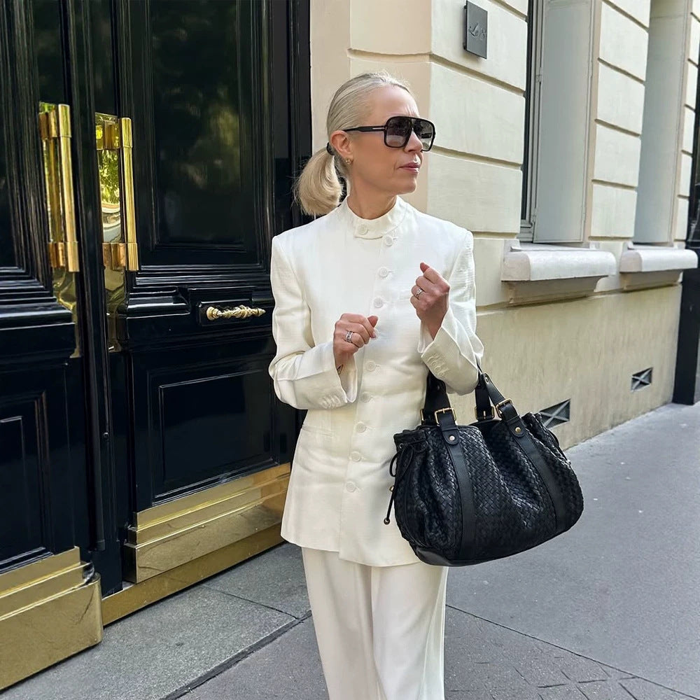 Damen taillierter langer Blazer mit Stehkragen, kastiger Schulter und verdeckter Knopfleiste Shop Nory
