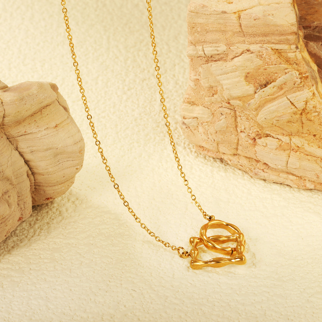 Damen elegante Halskette mit Blumenmotiven und hochwertiger Gliederstruktur Shop Nory
