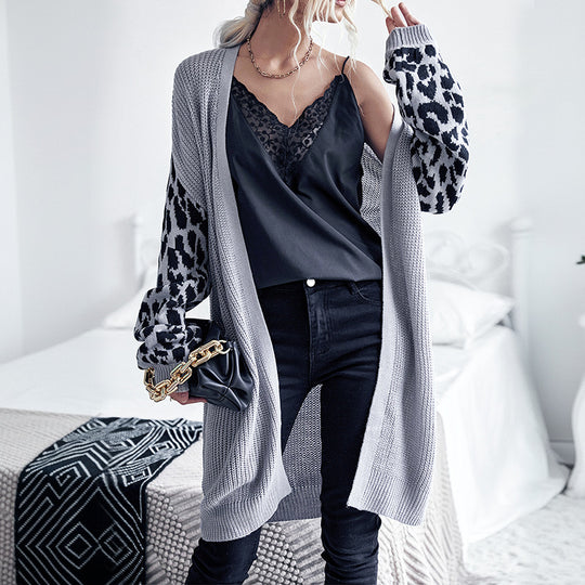 Damen Langer Offener Strickcardigan mit Leopardenmusterärmeln und geripptem Saum Shop Nory