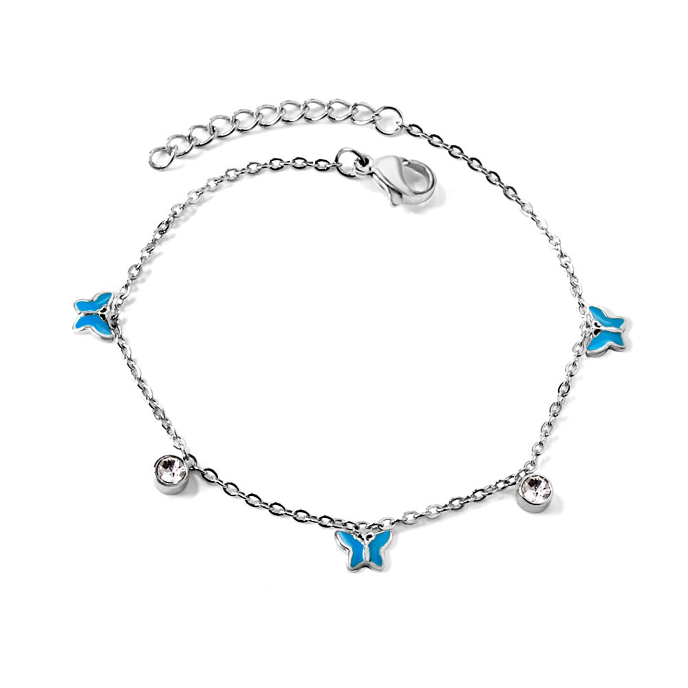 Damen Armband mit filigranen Blumenmotiven und funkelnden Kristallen Shop Nory