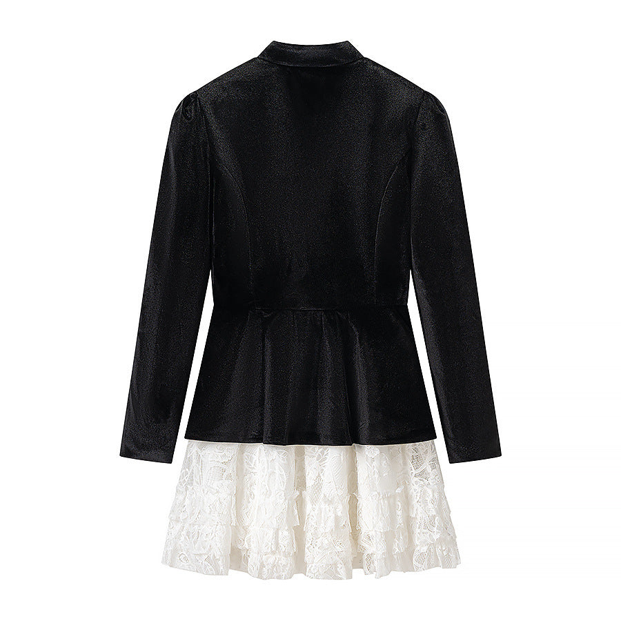 Damen Taillierter Peplum-Blazer mit betonten Schultern, Cut-Out-Ausschnitt und dekorativer Kordel Shop Nory