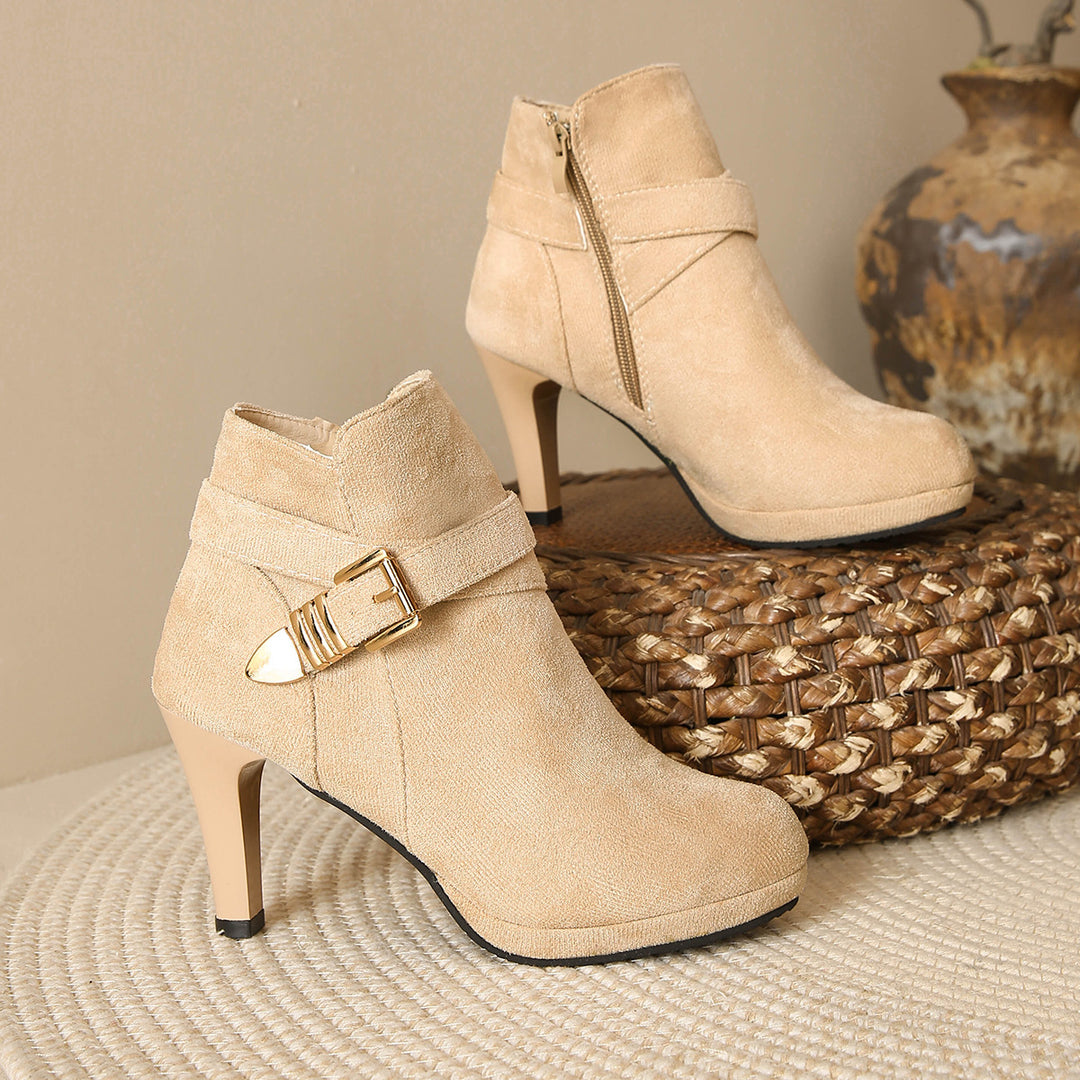 Damen Elegante Ankle-Boots mit hohem Absatz, seitlichem Reißverschluss und dekorativem Schnallengurt Shop Nory