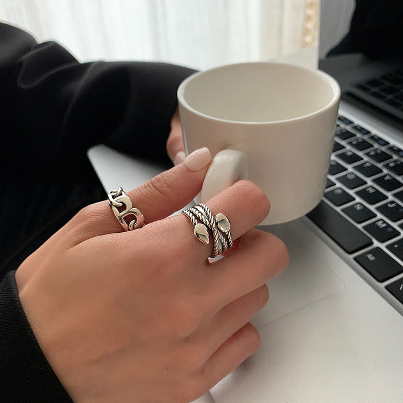 Damenring mit modernem Kettendesign Shop Nory