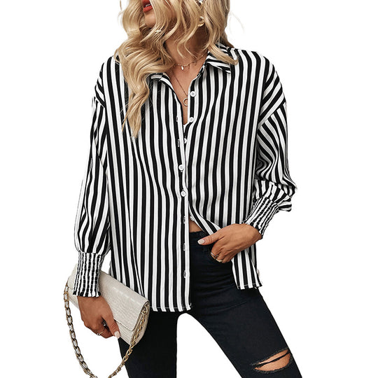 Damen Oversize-Hemdbluse mit senkrechten Streifen, klassischem Kragen und gerafften Manschetten Shop Nory