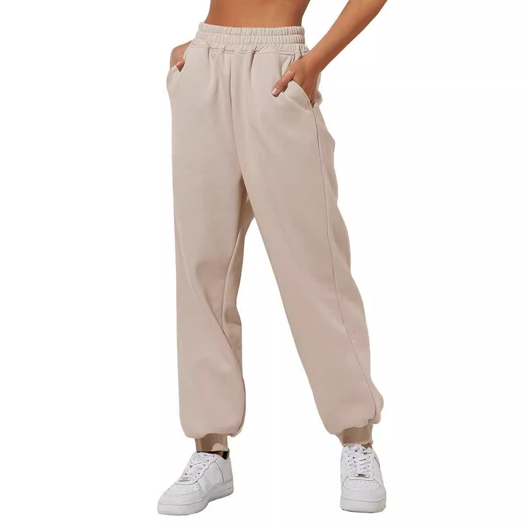 Damen nan weite High‑Waist Jogginghose mit soften Bügelfalten, elastischem Komfortbund und gerippten Knöchelbündchen Shop Nory