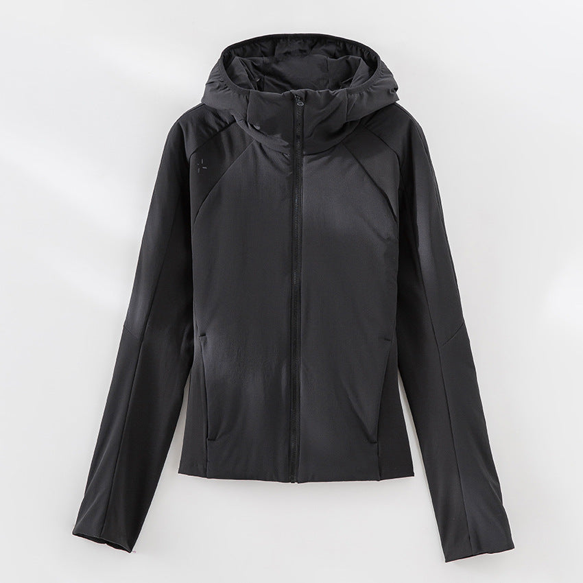 Damen Leichte Softshell-Jacke mit Kapuze, Raglanärmeln und taillierter Passform Shop Nory
