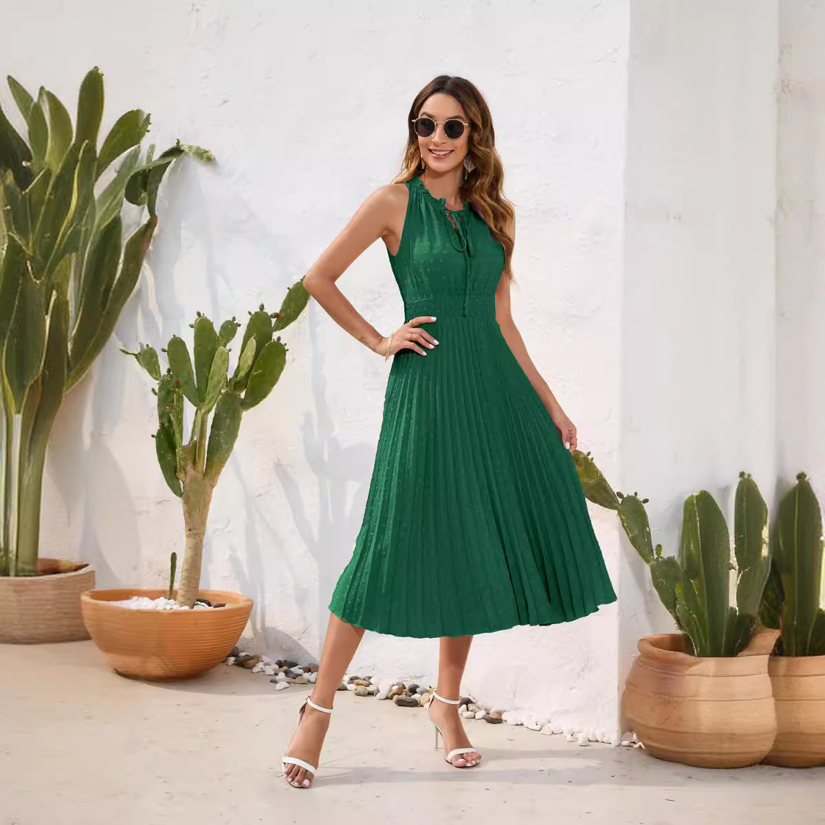Damen Plissiertes Midikleid mit elegantem Schlitz und verstellbarem Kragen Shopnory