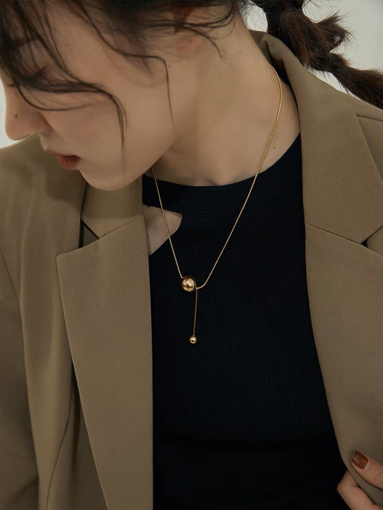 Frauen zeitgenössische minimalistische Ball Anhänger Halskette Shop Nory