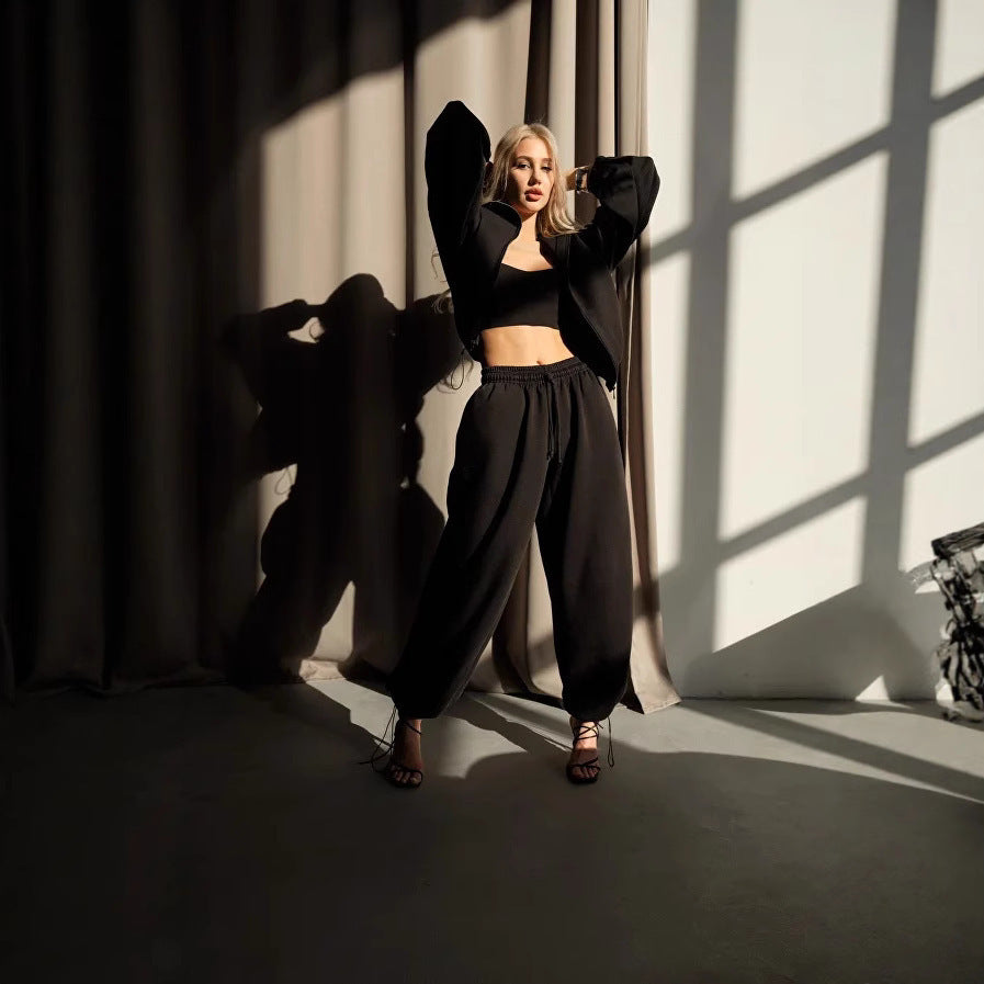 Damen gekürztes Scuba-Hoodie mit oversized Kapuze und elastischer High‑Waist Jogginghose Shop Nory