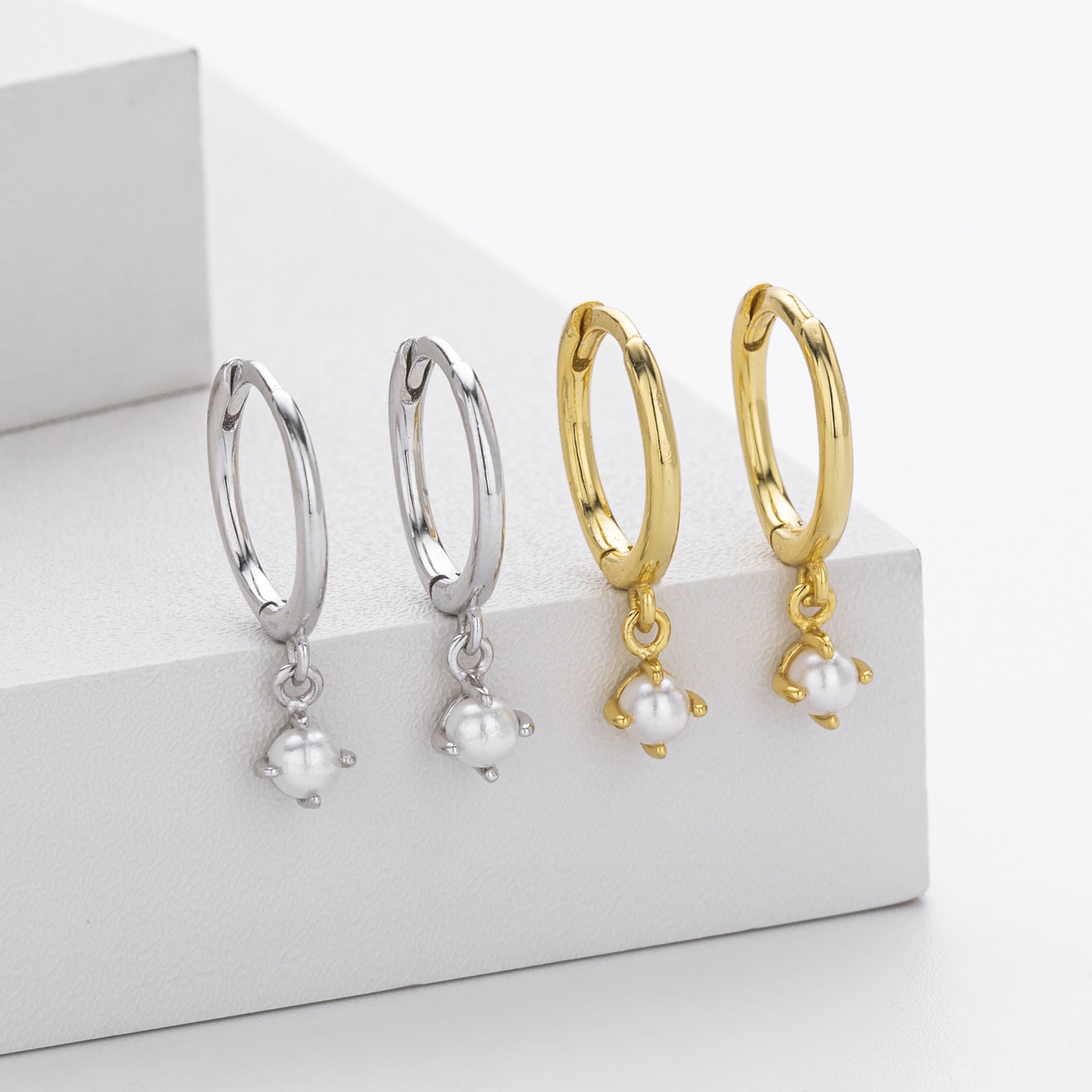 Damen Creolen Ohrringe mit Perlenschmuck Shop Nory