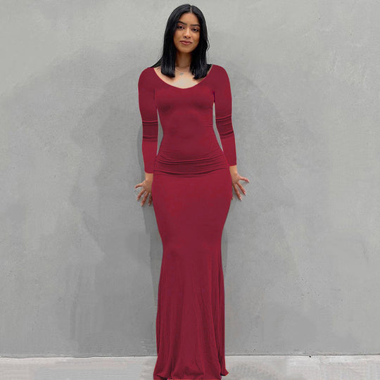 Damen Körperbetontes Maxi‑Jerseykleid mit taillierter Drapierung, langen Ärmeln und ausgestelltem Saum Shop Nory