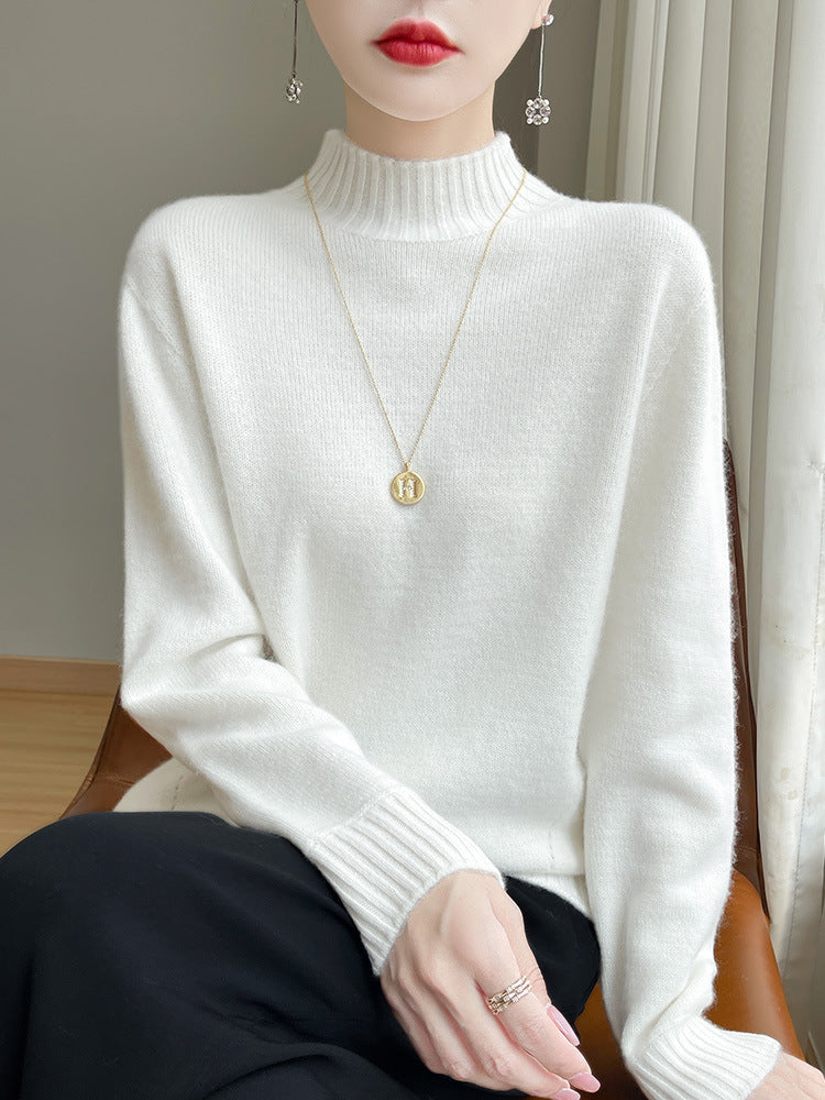 Damen Luxusweicher Midweight-Mockneckpullover aus Angora‑Optik mit feiner Rippe und entspannter Silhouette Shop Nory