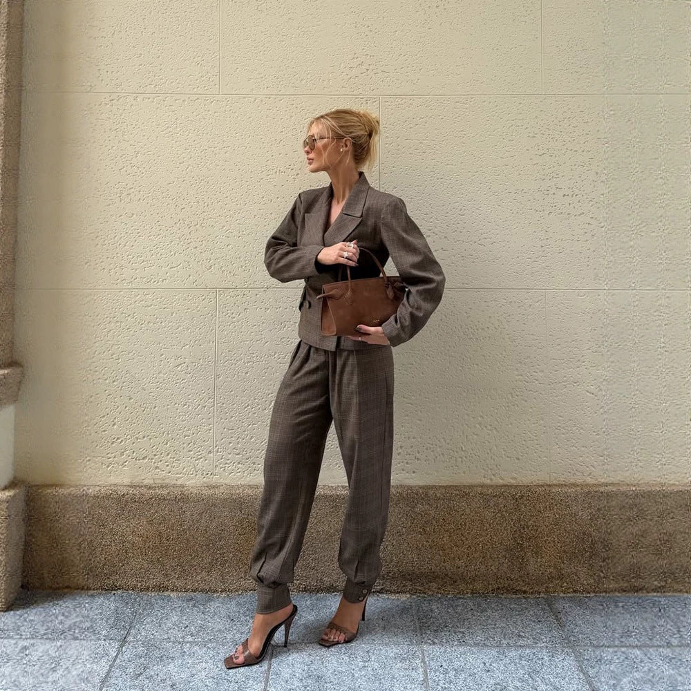 Damen Taillierter zweiteiliger Blazer- und Hosenanzug im Glencheck-Muster Shop Nory