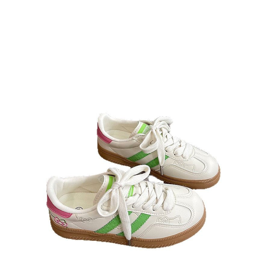 Damen Sportschuhe mit bequemen Schnürsystem und trendigen Design-Elementen
