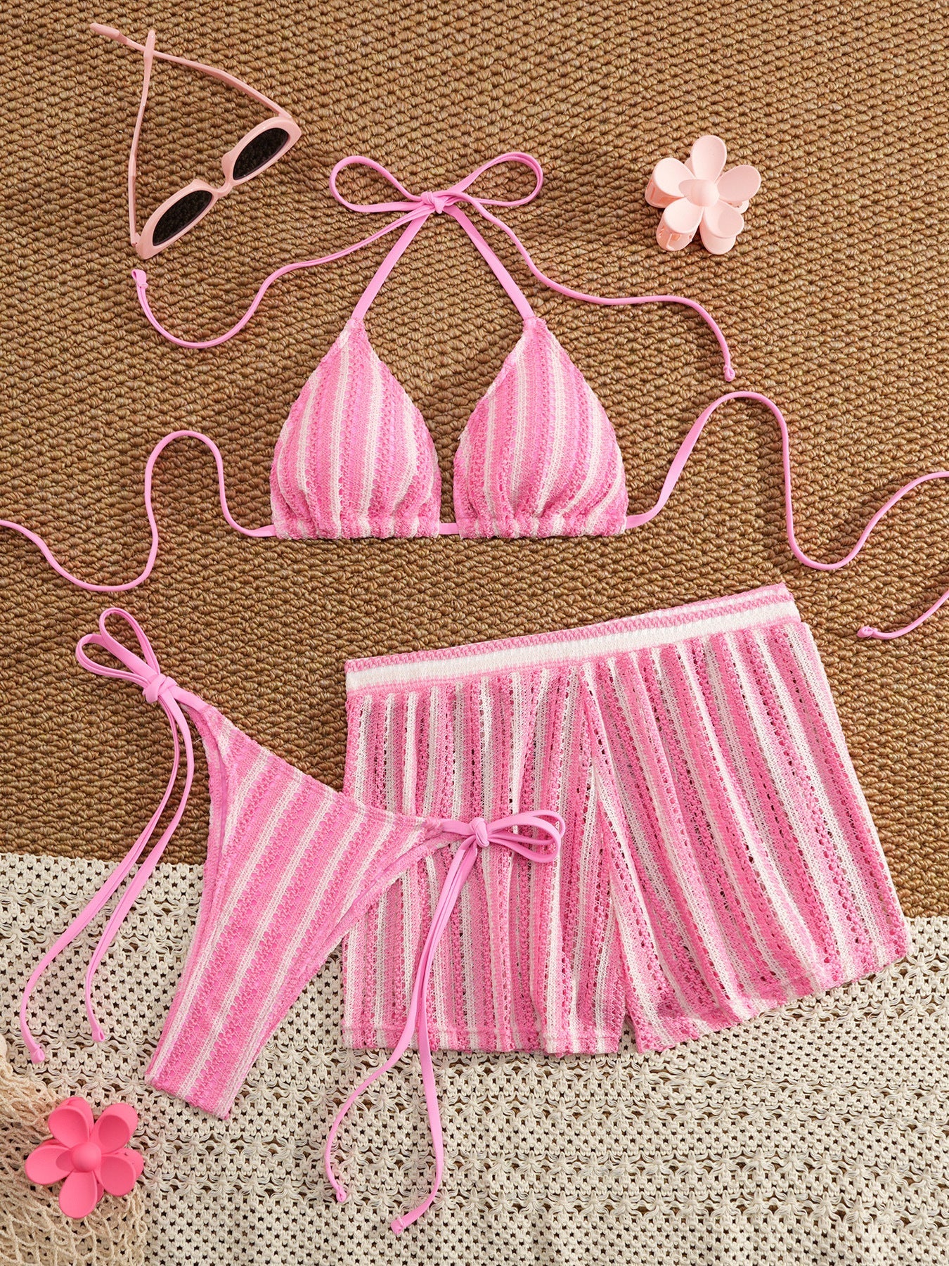 Damen Triangel-Bikini mit luftiger Rüschenshorts