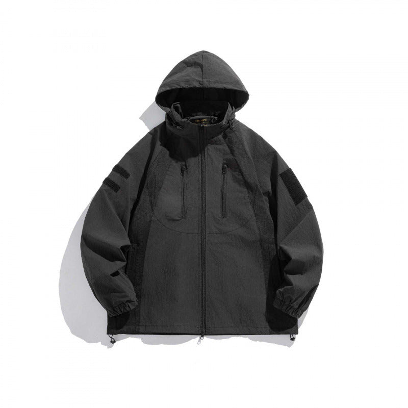 Unisex Technische Utility-Kapuzenjacke mit Reißverschluss, Brusttaschen und Klettpatch Shop Nory