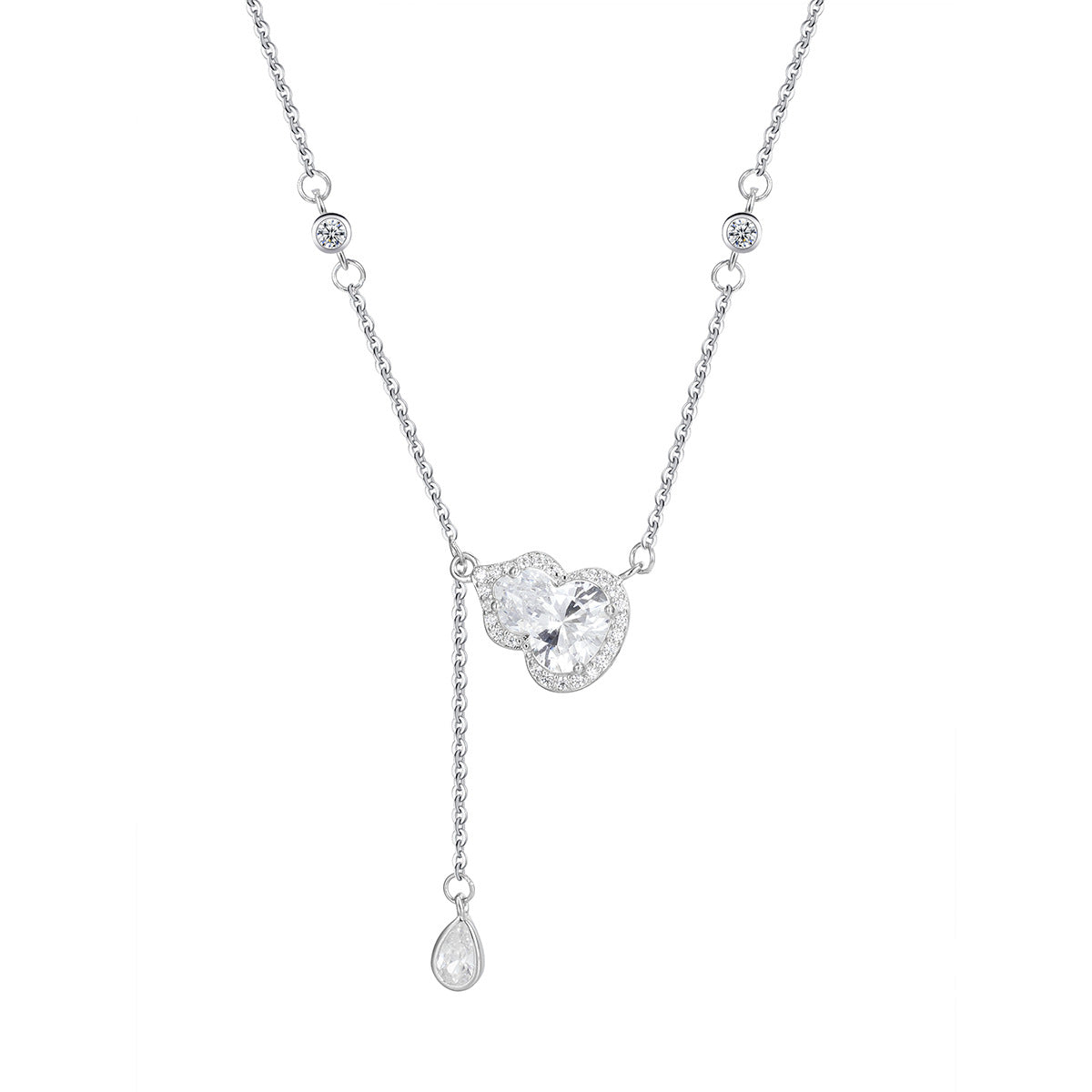 Damen Halskette mit herzförmigem Anhänger und funkelnden Zirkonia Shop Nory