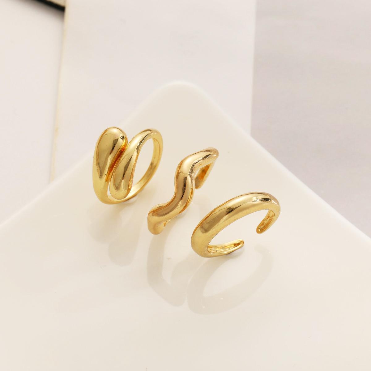 Damen Ring-Set mit modernem, kunstvollem Design und variierenden Oberflächen Shop Nory