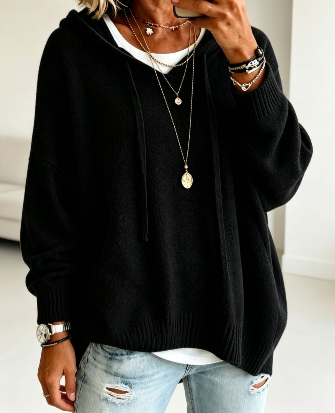 Damen Oversize Kapuzenpullover aus weichem Feinstrick mit Zier‑V‑Ausschnitt Shop Nory