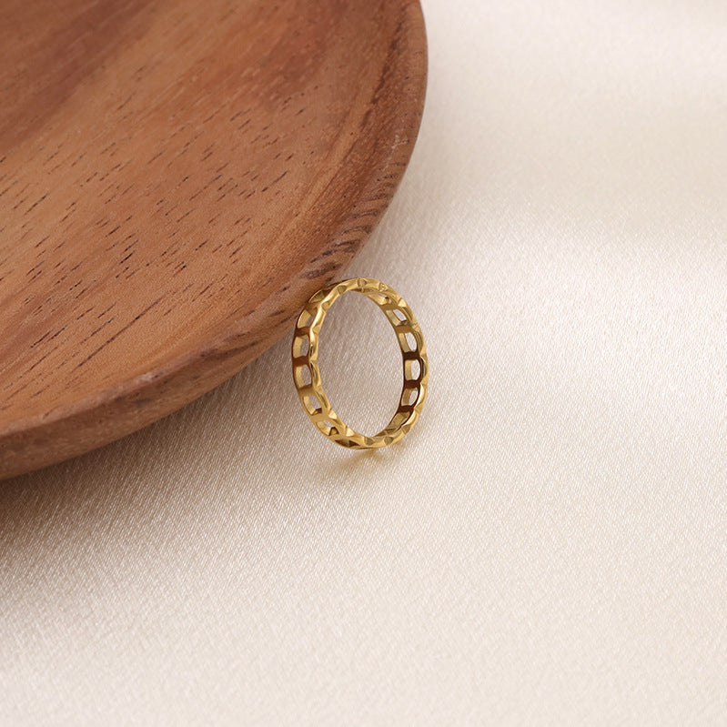 Damen Moderner Ring mit geometrischem Design und feiner Struktur Shop Nory