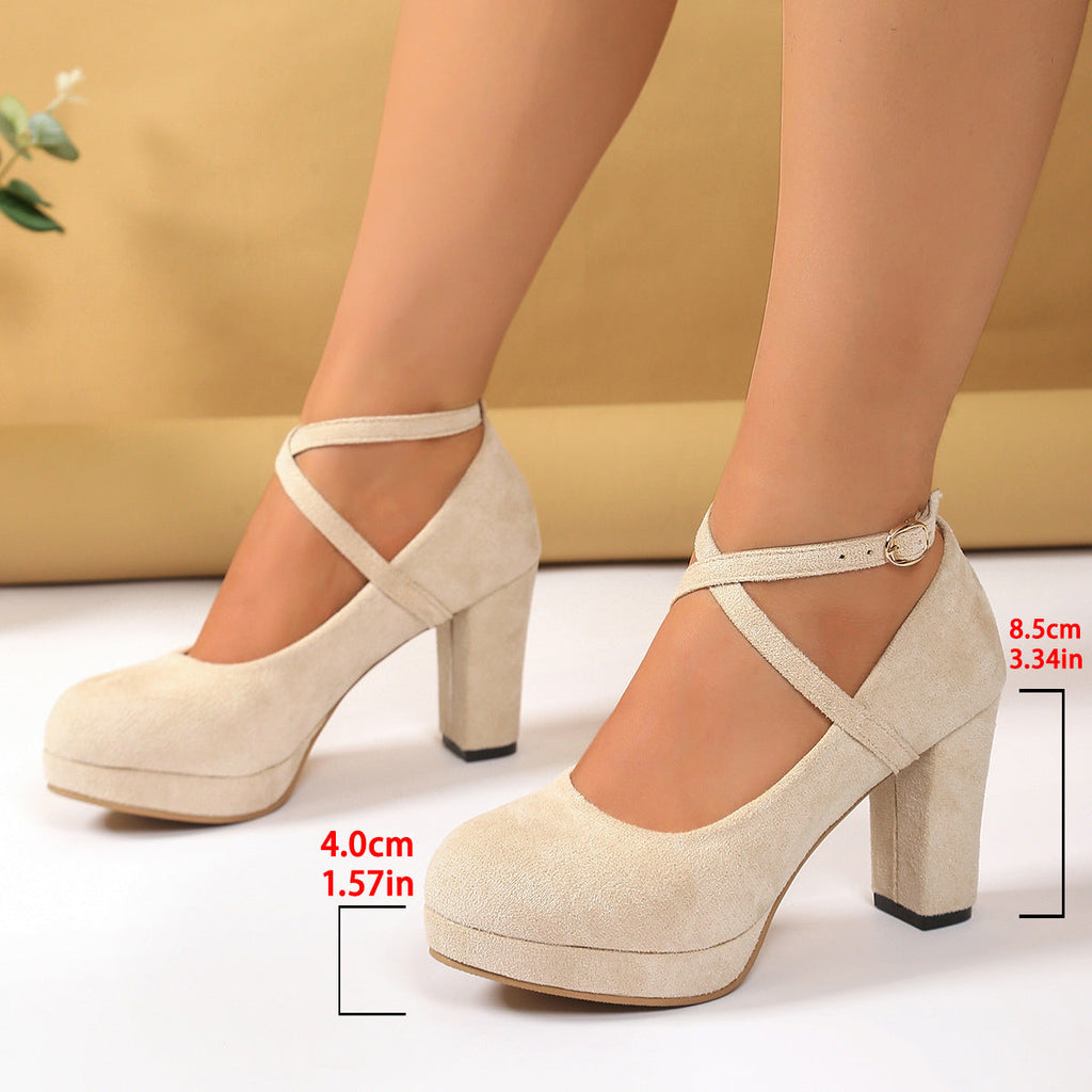 Damen Plattformpumps mit gekreuzten Riemen und elegantem Absatz