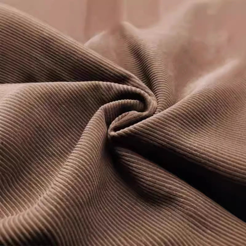 Herren lässiger Stehkragenpullover aus samtigem Material und praktischen Taschen