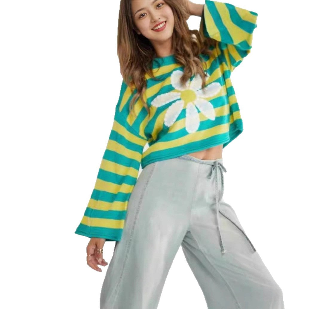 Damen Modischer gestreifter Crop-Pullover mit Blumenmuster