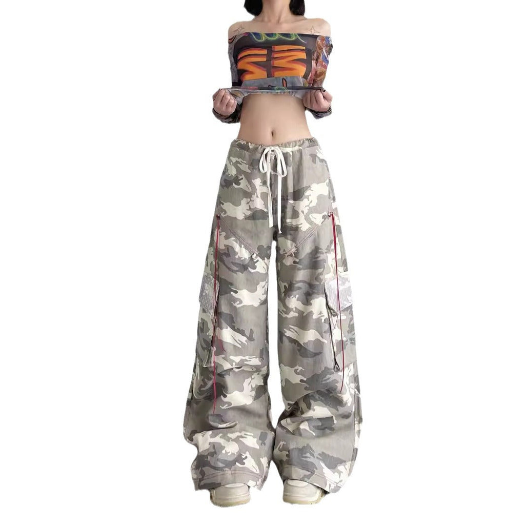 Damen Cargo-Hose im lässigen Oversized-Schnitt mit modischem Camouflage-Design