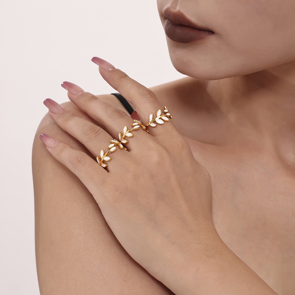Damen Edelstahlring mit elegantem Blattdesign Shop Nory