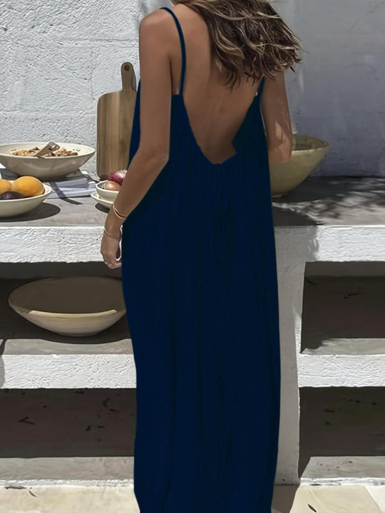 Damen Maxikleid im eleganten Open-Back Design mit feinen Spaghettiträgern Shopnory