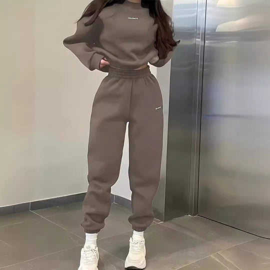 Damen hochgeschnittene Jogginghose mit elastischem Rüschenbund, tapered Bein und gerippten Knöchelbündchen Shop Nory